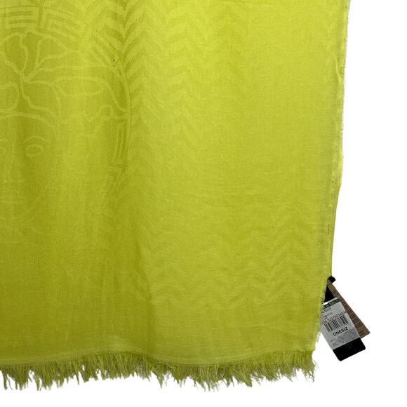 1-24 VERSACE Large Scarf Shawl Medusa Head Geometric Pattern Yellow - Picture 6 of 11